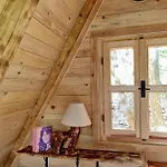 مكان تخييم Camp Wolf & Sheep- Nature & Adventure بودغوريتْسا