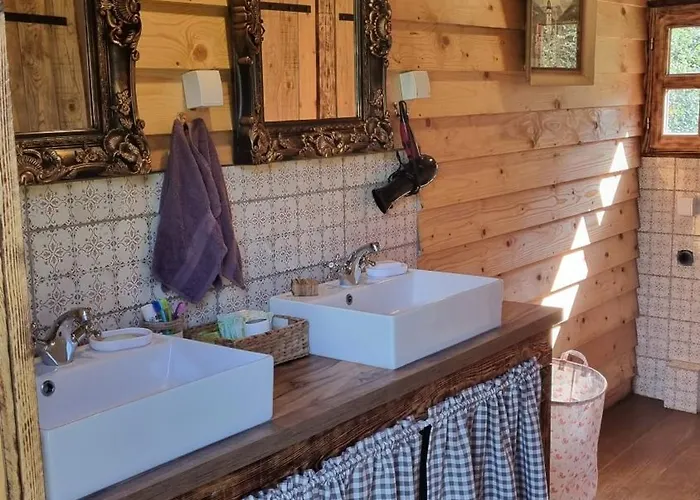 Camp Wolf & Sheep- Nature & Adventure Camping Podgorica